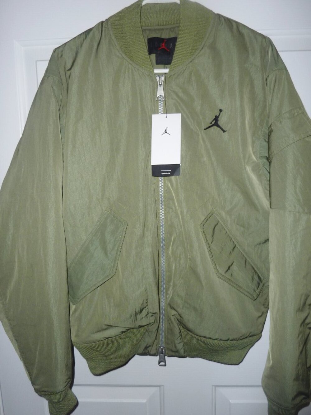 NWT Men's NIKE JORDAN RENEGADE ESSENTIALS COAT JACKET SIZE SMALL SHARP!!